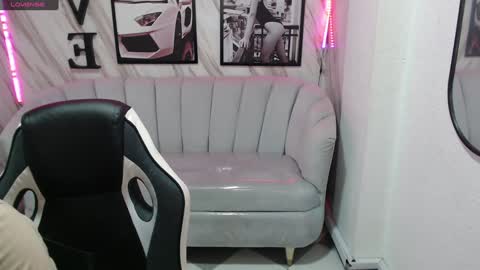 Samantha online show from December 28, 12:35 pm