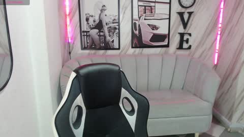 Samantha online show from February 4, 12:44 pm