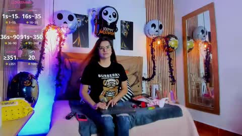 Snapshot of _samanthaa_foxx chatting on October 10, 11:31 am SAMANTHA FOX online show from October 10, 11:31 am