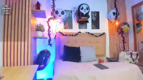 Snapshot of _samanthaa_foxx chatting on October 21, 10:05 am SAMANTHA FOX online show from October 21, 10:05 am