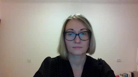 Snapshot of _sandyqueen__ chatting on December 14, 7:07 pm _sandyqueen__ online show from December 14, 7:07 pm