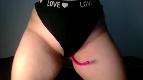 Snapshot of _sansa_ chatting on February 11, 12:06 am Anna online show from February 11, 12:06 am