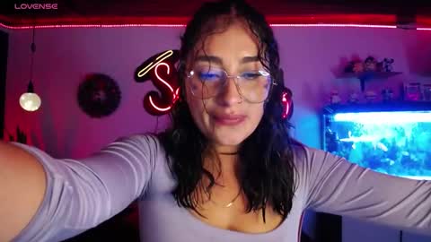 Snapshot of _santalove_ chatting on December 29, 11:39 pm SantaLove online show from December 29, 11:39 pm