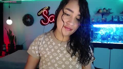 Snapshot of _santalove_ chatting on December 30, 6:27 pm SantaLove online show from December 30, 6:27 pm