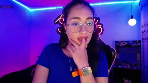 Snapshot of _santalove_ chatting on January 30, 11:13 pm SantaLove online show from January 30, 11:13 pm