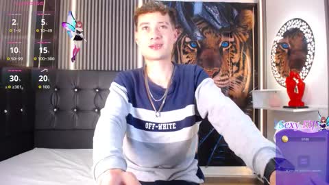 Snapshot of _santi2 chatting on March 4, 7:53 pm santi online show from March 4, 7:53 pm