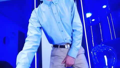 Snapshot of _santi2 chatting on March 5, 9:44 pm santi online show from March 5, 9:44 pm