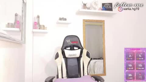 Sara  intagram online show from October 1, 10:27 pm