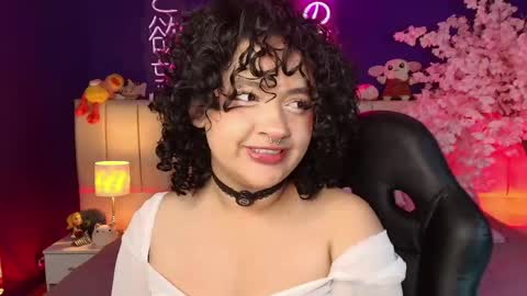 Sara online show from May 15, 5:03 am
