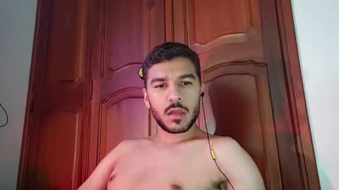 Snapshot of _sebas69 chatting on March 24, 5:45 am _sebas69 online show from March 24, 5:45 am