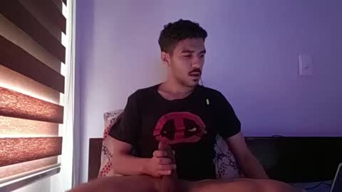 Snapshot of _sebas69 chatting on April 26, 3:32 pm _sebas69 online show from April 26, 3:32 pm