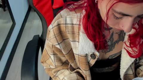 Snapshot of _selene_red chatting on January 12, 4:40 pm Selene online show from January 12, 4:40 pm
