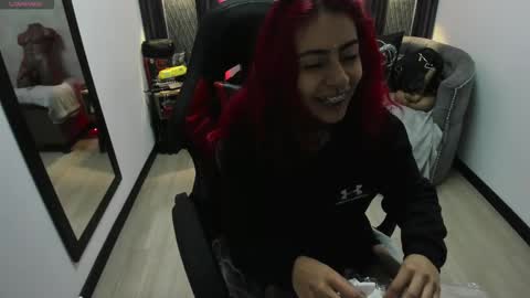 Snapshot of _selene_red chatting on March 6, 12:41 pm Selene online show from March 6, 12:41 pm