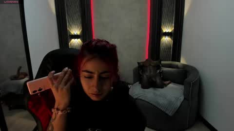 Snapshot of _selene_red chatting on March 11, 12:39 pm Selene online show from March 11, 12:39 pm