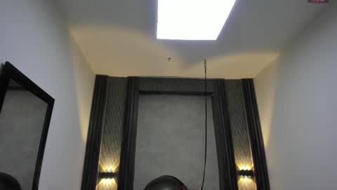 Snapshot of _selene_red chatting on September 12, 1:44 pm Selene online show from September 12, 1:44 pm