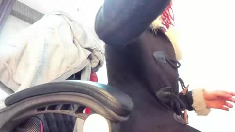 Selene online show from April 2, 12:30 am