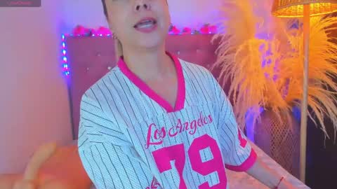 _sexbunny_ online show from May 12, 12:08 am