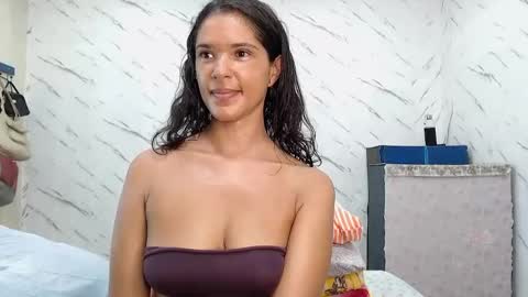 Danniela online show from December 16, 9:20 pm
