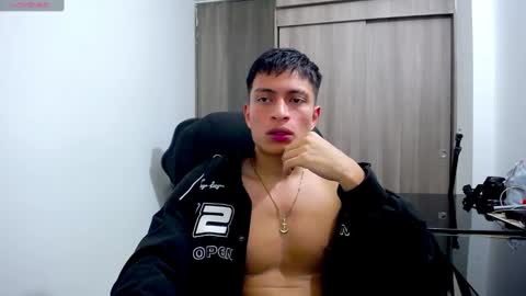 Juan Pablo-independent model online show from January 28, 4:29 am