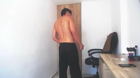 Juan Pablo-independent model online show from February 28, 3:46 pm