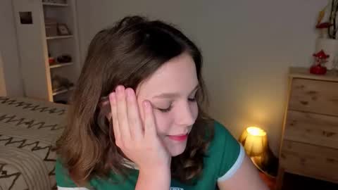 Alice online show from November 23, 4:18 pm