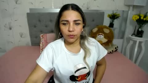 Snapshot of _sexyredhead_ chatting on July 2, 12:11 pm KATA online show from July 2, 12:11 pm