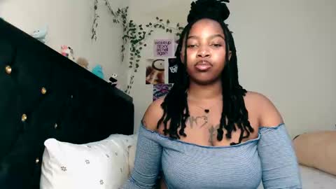 _sexysquirter online show from February 19, 7:10 pm