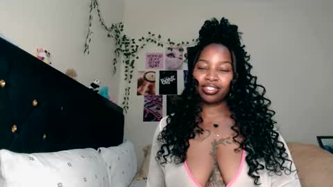 _sexysquirter online show from May 15, 9:55 pm