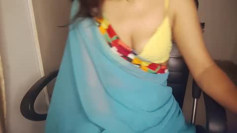 _shalini_0 online show from September 27, 3:39 pm