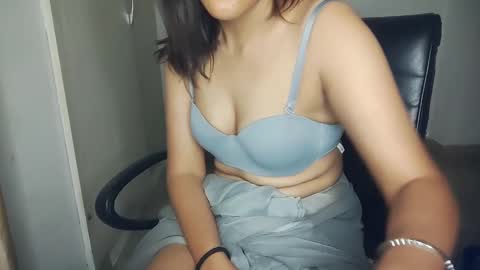 _shalini_0 online show from September 29, 4:34 pm