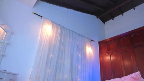 Shsntal online show from November 19, 1:55 pm