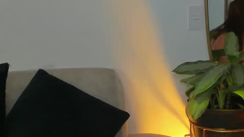 _silvia_vega_ online show from September 17, 2:35 am