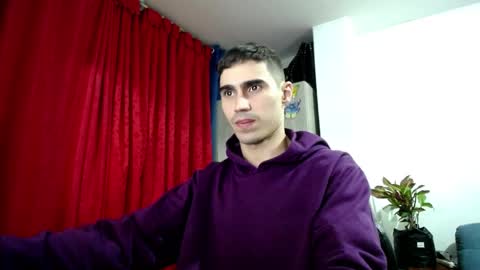 _skyleer_ online show from March 20, 12:15 am