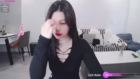 winni online show from February 24, 5:27 am