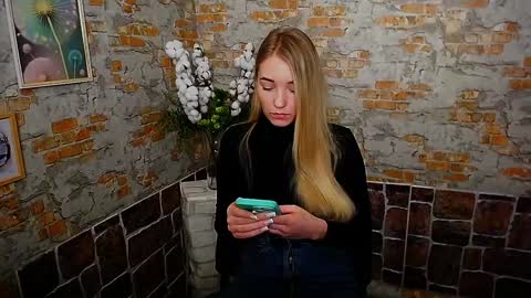 Rachel online show from January 7, 9:07 am