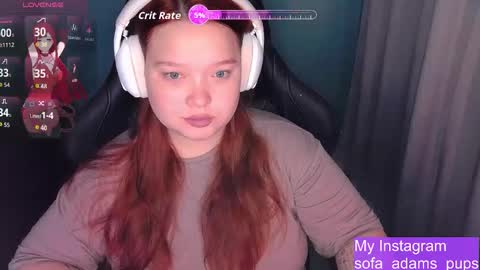 Snapshot of _sofia_adam_ chatting on September 25, 9:24 am pups online show from September 25, 9:24 am