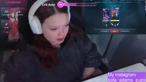 Snapshot of _sofia_adam_ chatting on November 2, 2:19 pm pups online show from November 2, 2:19 pm