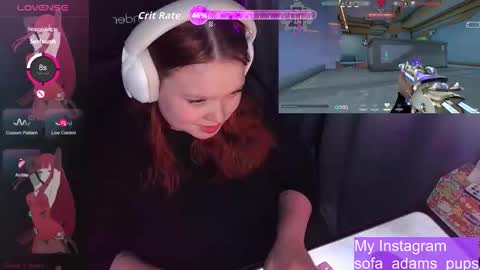 Snapshot of _sofia_adam_ chatting on November 11, 8:09 pm pups online show from November 11, 8:09 pm