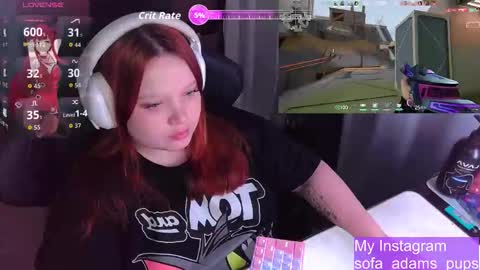 Snapshot of _sofia_adam_ chatting on November 19, 6:24 am pups online show from November 19, 6:24 am