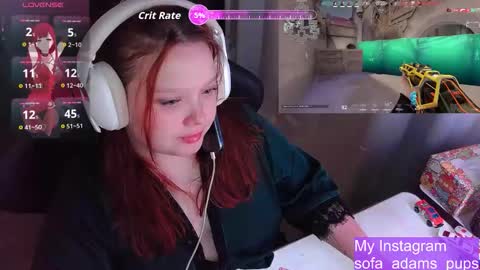 Snapshot of _sofia_adam_ chatting on November 24, 6:02 am pups online show from November 24, 6:02 am