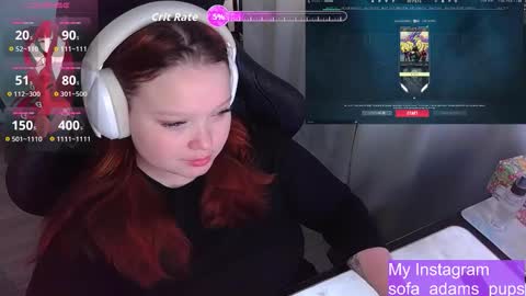 Snapshot of _sofia_adam_ chatting on December 2, 7:47 am pups online show from December 2, 7:47 am