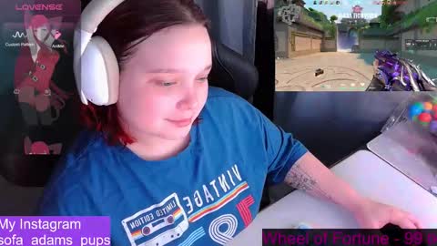 Snapshot of _sofia_adam_ chatting on March 30, 12:17 pm pups online show from March 30, 12:17 pm