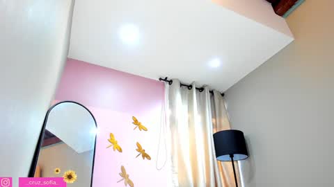    640  200   online show from January 19, 3:21 pm