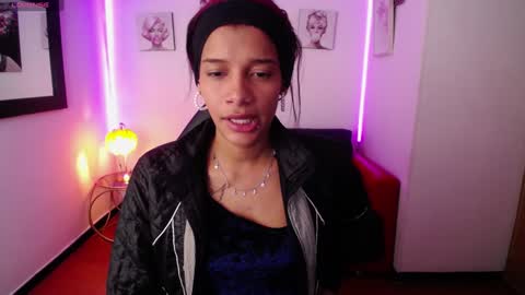 Sofia online show from February 6, 2:22 am