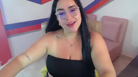 Snapshot of _sofiajones_ chatting on February 12, 5:37 pm SOFIA online show from February 12, 5:37 pm
