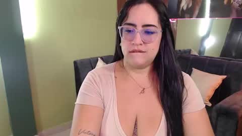 Snapshot of _sofiajones_ chatting on February 21, 1:55 pm SOFIA online show from February 21, 1:55 pm