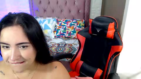 Snapshot of _sofiajones_ chatting on March 3, 4:35 pm SOFIA online show from March 3, 4:35 pm