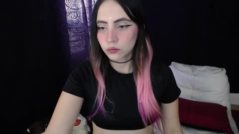 Snapshot of _sofiapink chatting on April 8, 7:14 pm Sofia online show from April 8, 7:14 pm