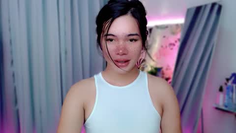 _sophie_69 online show from September 25, 9:18 pm