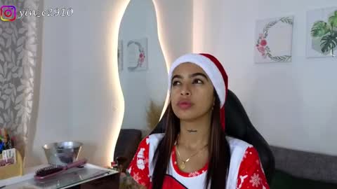Snapshot of _sophiebrown__ chatting on December 25, 5:05 am Andrea The Next Stream Wednesday online show from December 25, 5:05 am